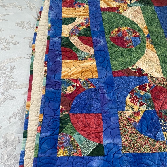Colorful Patchwork Quilt - Picture 11 of 11